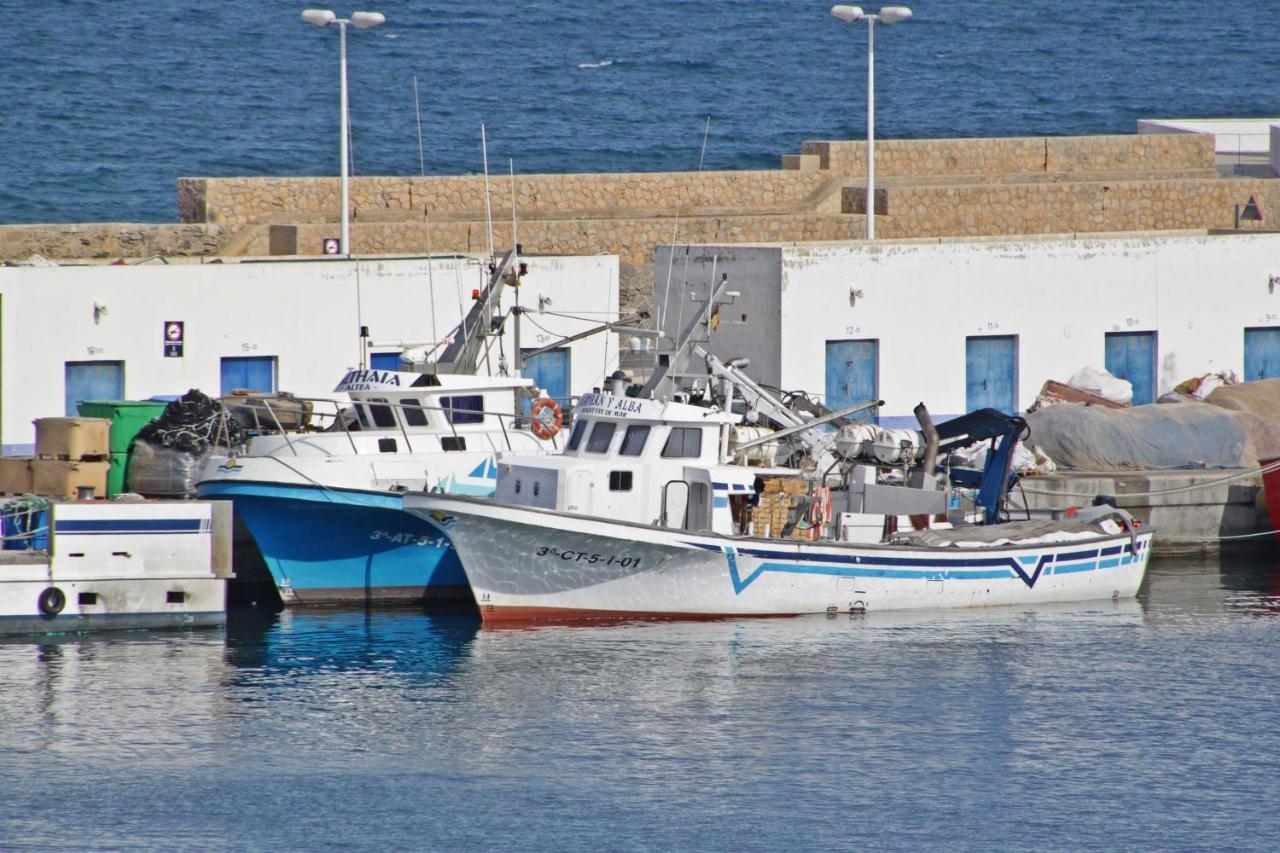 Altea Aan De Jachthaven, Vakantieappartementen Met Frontaal Zeezicht Exterior photo